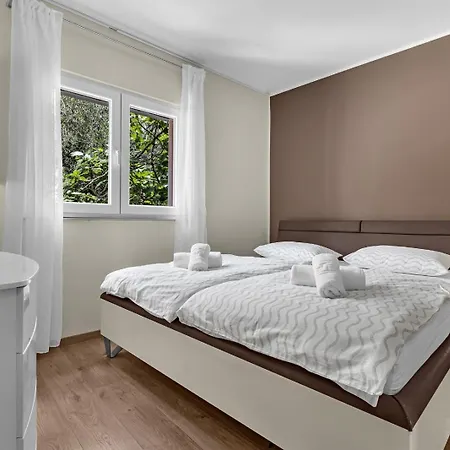 Apartamento Leona *