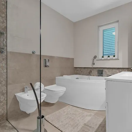 Apartamento Leona *